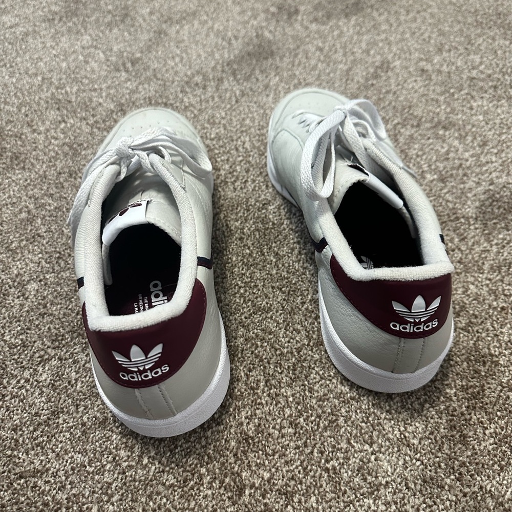 Adidas - Picture 6 of 6